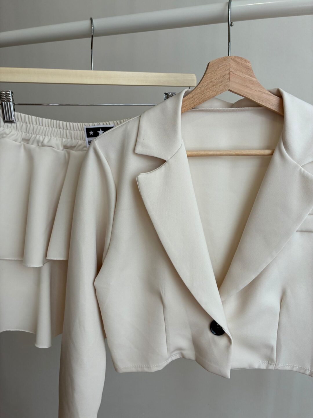 Conjunto blazer cropped