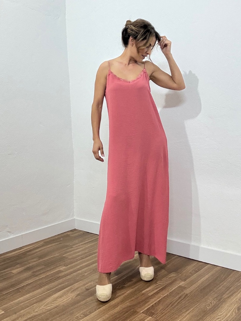 Vestido lencero fluido