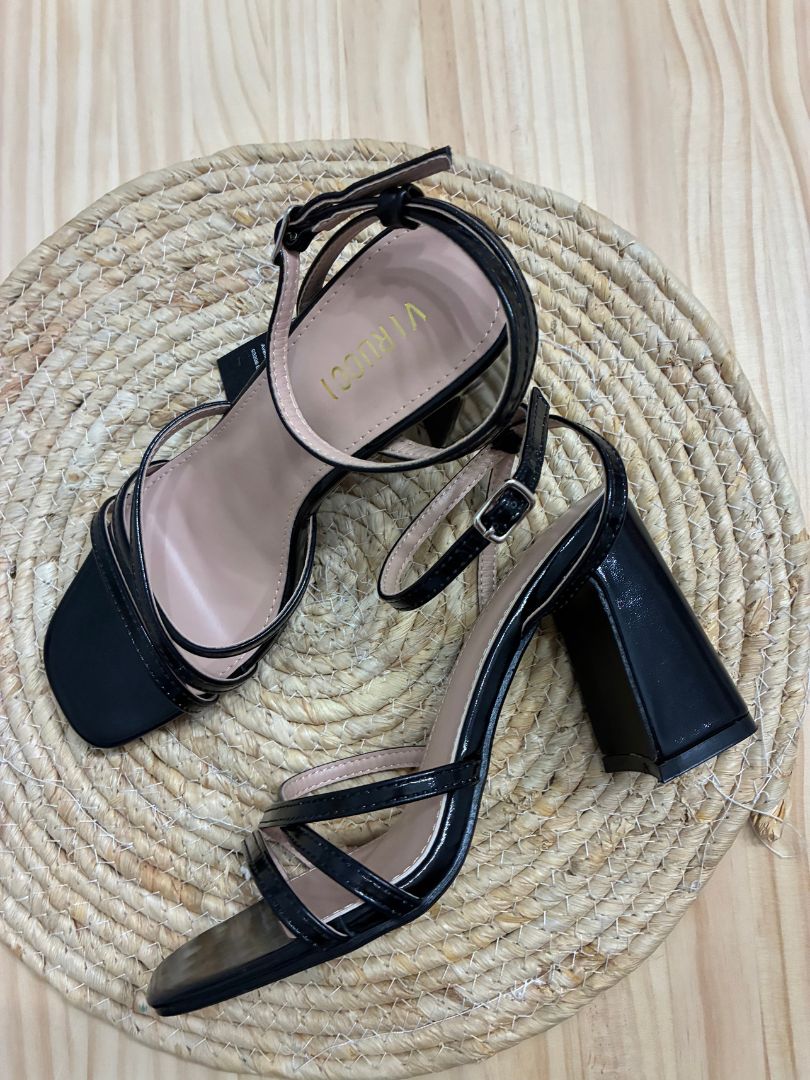 Sandalias Tacón Negro