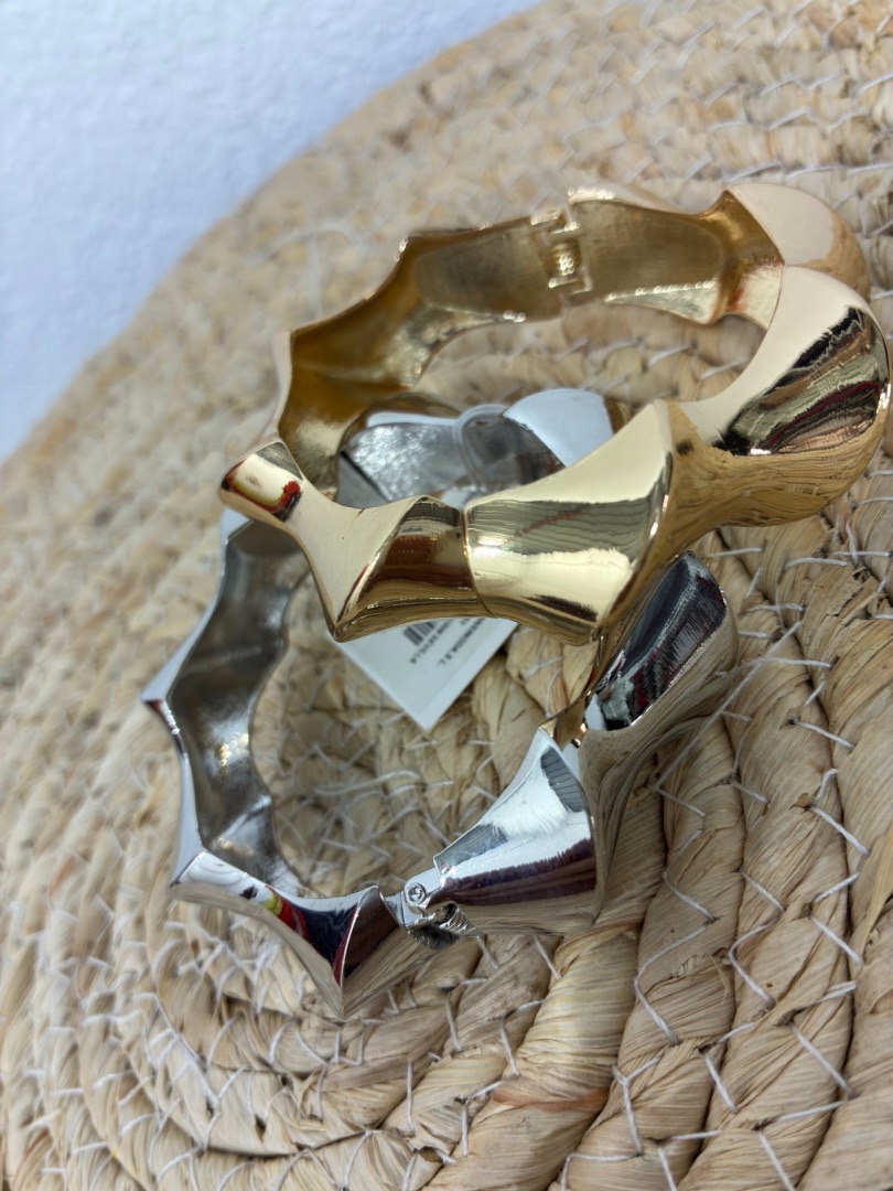 Pulsera rizada