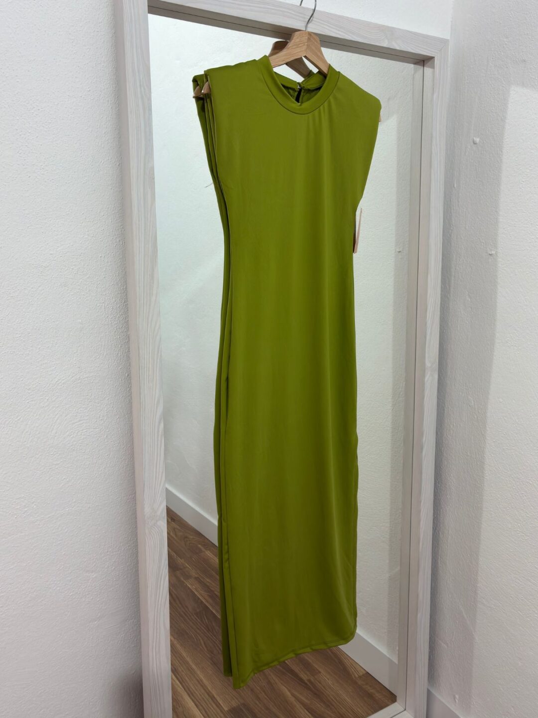 Vestido basic hombreras - Imagen 7