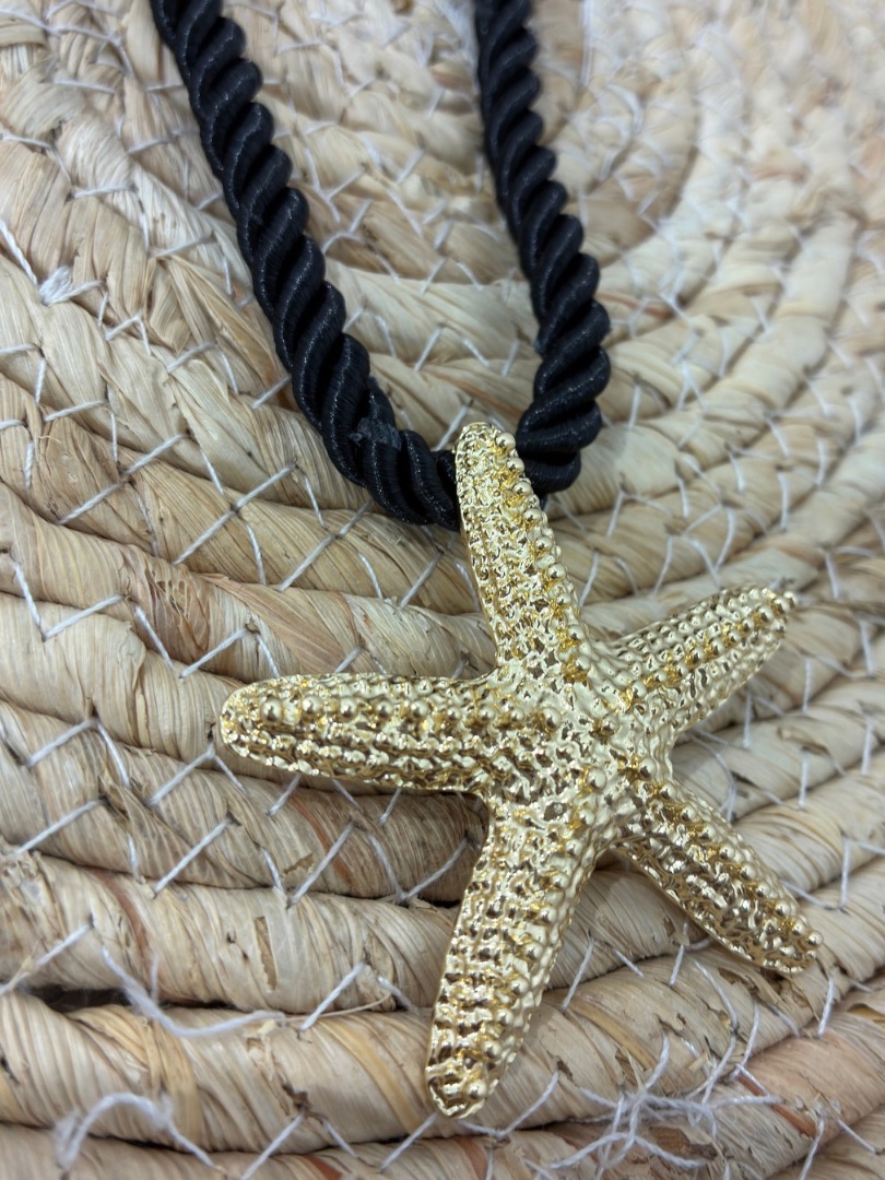 Collar estrella