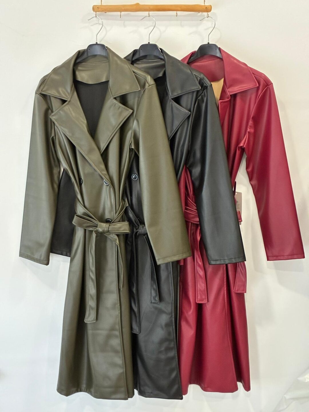 Gabardina larga polipiel