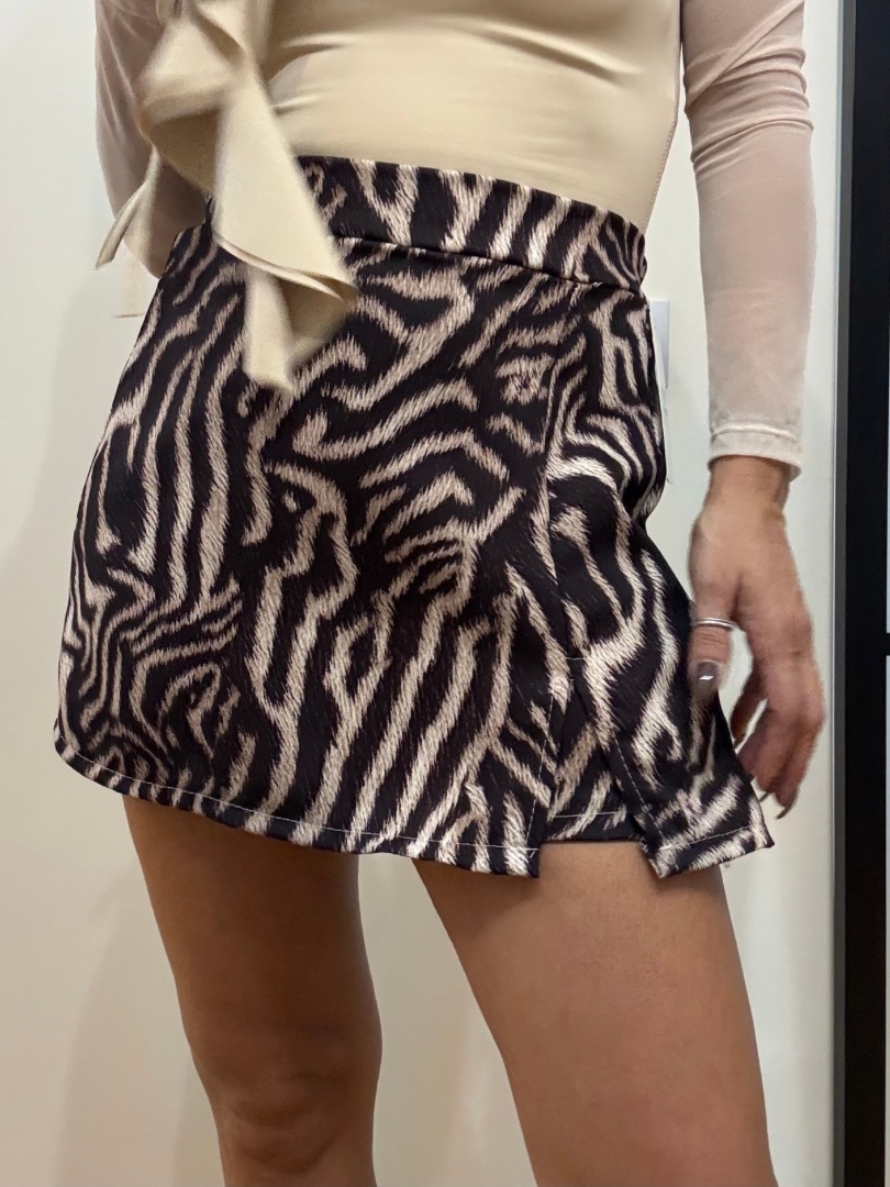 Falda pantalón cebra